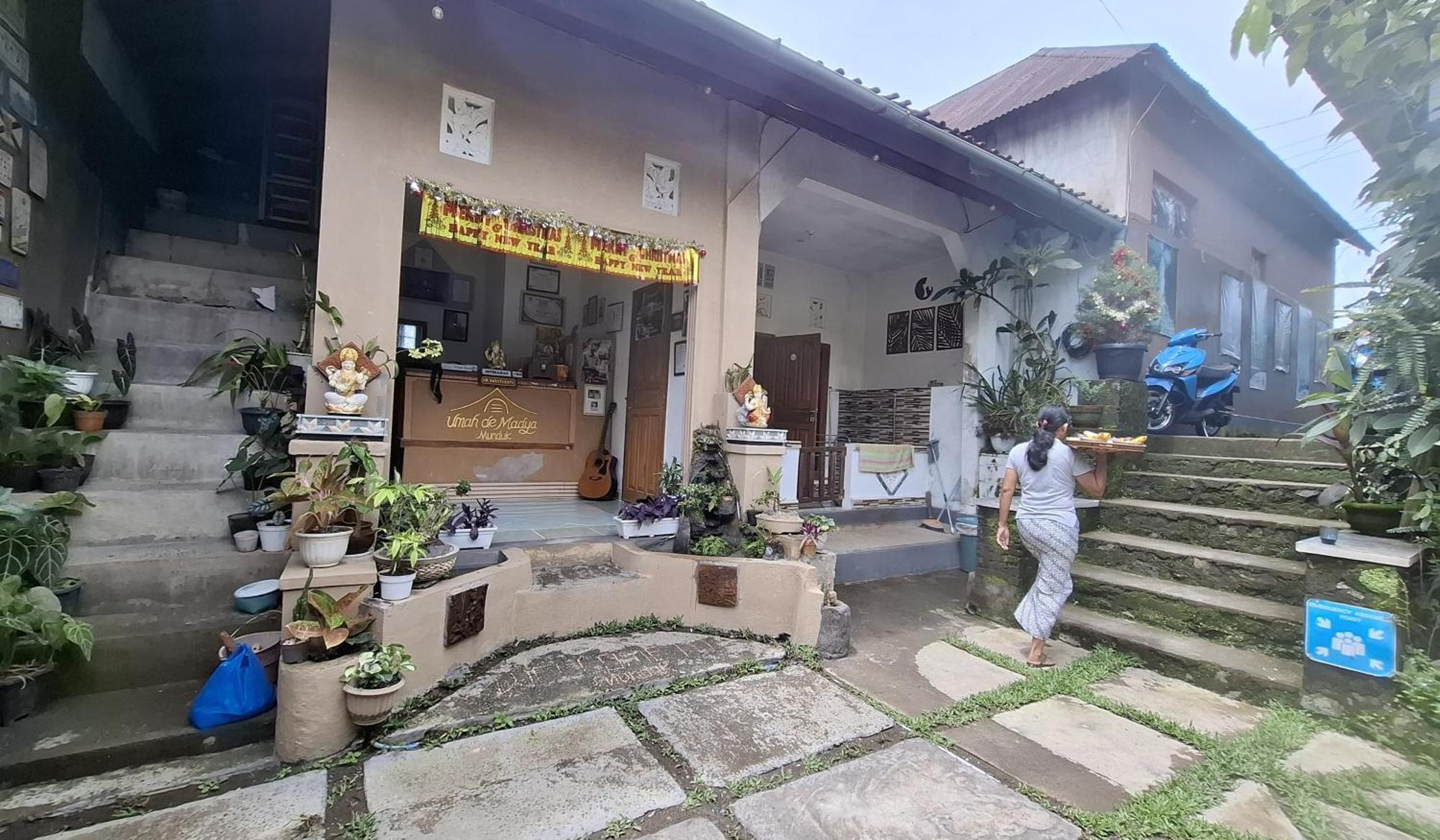 Umah De Madya & Rooftop De Madya Munduk Eksteriør billede